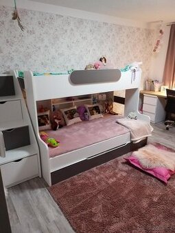 Dětská patrová postel