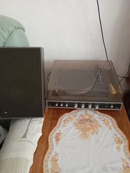 Gramofon DUAL HS 148