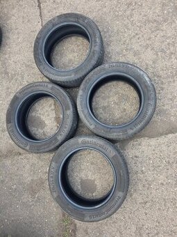 Prodám slušné pneu Continental 215/55/17 V