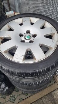 Prodám sadu alu kol originál Škoda 17"