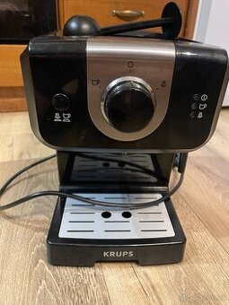 Pákové espresso Krups