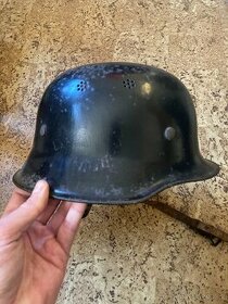 Stará německá helma - 1