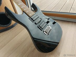Poctivá kytara IBANEZ GRG 170 DX Black Night ještě rok 2004