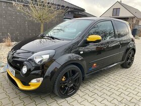 TWINGO RS 1,6 LIMITED RED BULL RACING F1,TOP