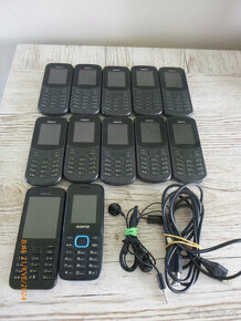 Nokia 130, Nokia 222, Aligator D200 (celkem 12 telefonů)
