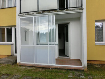 Pronájem bytu 1+1 s balkonem - Tanvald