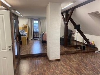 Pronajmu byt v Rožnově p.R., centrum, 45 m2