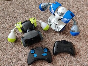 Bojový roboti na ovládání (bojují pěstmi)