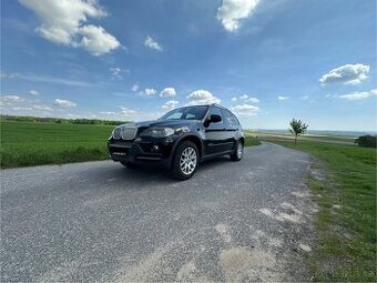 BMW X5 e70 3.5xd 210kw Český Původ nová STK