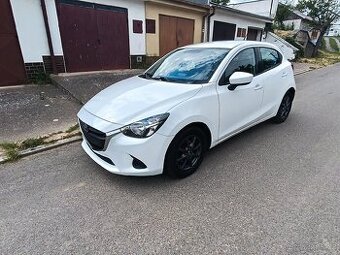Mazda2 - 1