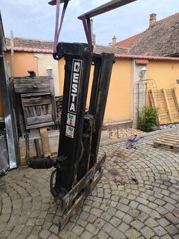 Prodám zvedací věž - 1