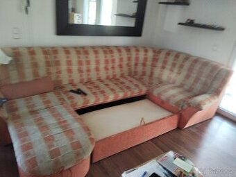 Daruji za odvoz,neposkozena,staci vycistit,rozkladaci
