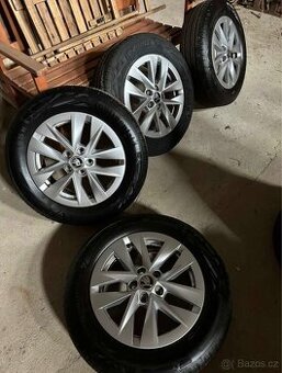Alu kola Škoda + letní pneu Continental