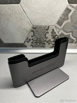 Henge Docks Apple MacBook Pro 13' touchbar