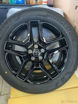 Komplet kola Toyota RAV4 GR Sport R19