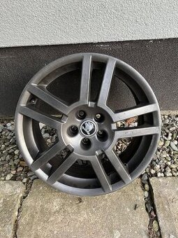 Kola Cupra R17 5x100