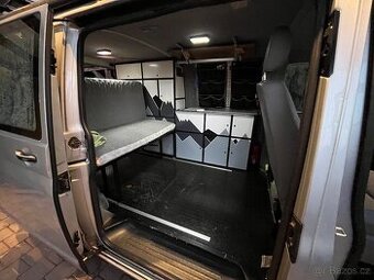 Obytná vestavba VW T5 - 1