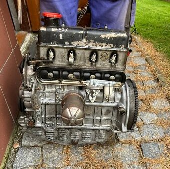 Motor Škoda 120 (užovka) - 1