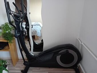 Eliptický trenažér HouseFit MOTIO 80