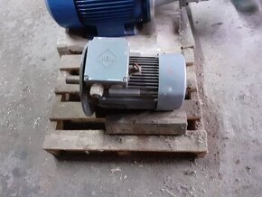 Elektro motor - 1