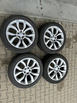 Prodám kompletní sadu vč.pneu na LR RR Sport 275/45/R21
