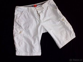 Hugo Boss pánske krátke cargo nohavice L 52