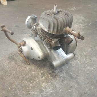 ČZ motor