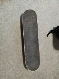 Skateboard