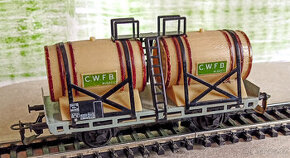 CWFB. Nákladní vůz na přepravu vína. TT.