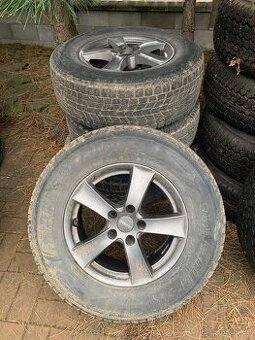 235/70 R16 Dunlop