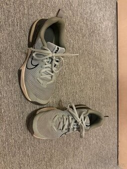 Nike boty Air Max Alpha Trainer 6, vel 41