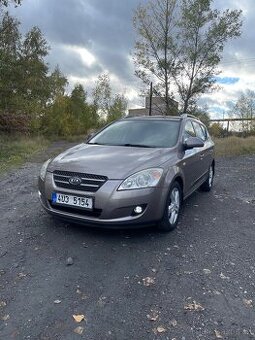 NOVÁ STK Kia Ceed 1.6 CRDi 16v 84kw - 1