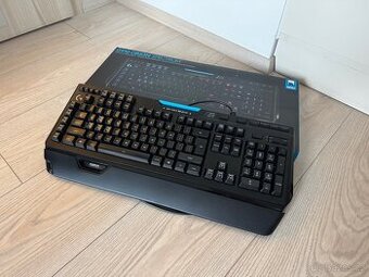Herní klávesnice Logitech G910