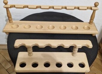 2 stojánky na dýmky