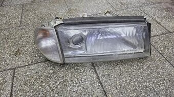 Škoda Octavia 1 přední světlo pravé