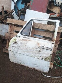 Dveře na škoda 1000mb