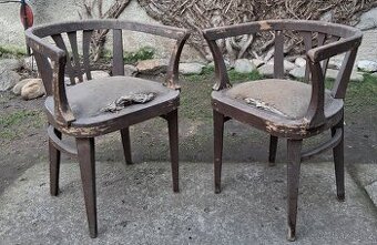 2 dobové židle k přečalounění