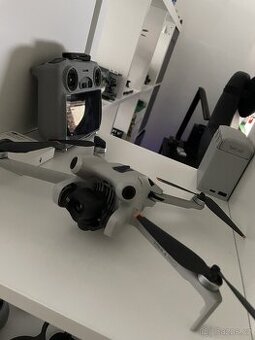 DJI Mini 4 Pro Fly More Combo - prodloužená záruka