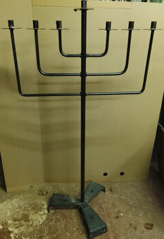 Sedmiramenný svícen - MENORA