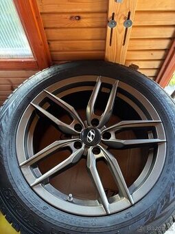 Zimní sadu alu kol na Hyundai Tucson NX4 A jiné