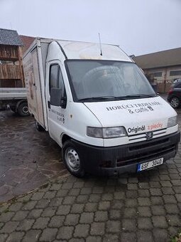 Prodám Peugeot Boxer 2.5D (1997) – pojízdná prodejna,