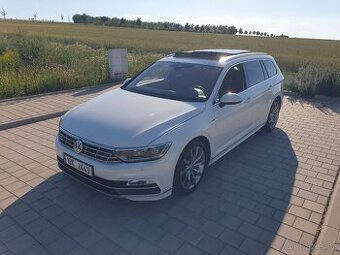 VW Passat Variant R-line 2,0 BiTDi 4x4
