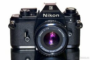 Nikon EM + Nikon 1,8/50mm Pancake TOP STAV - 1