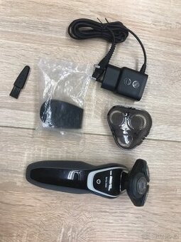 Holící strojek Philips Series 5000