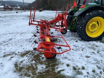 Obraceč sena Kuhn GF 5902 2010