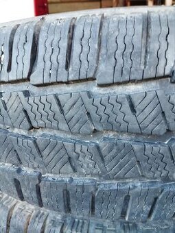 Poradám 4KS zimních pneu Michelin Agilis