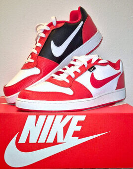 VÝPRODEJ NIKE: EBERNON LOW PREMIUM VEL 12