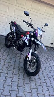 Aprilia sx 125 supermoto ABS