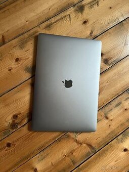 MacBook 15” 2018