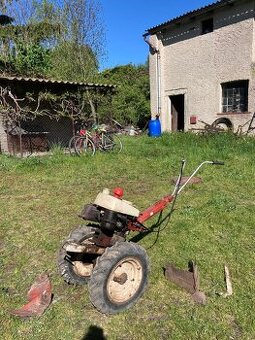 Malotraktor TERRA